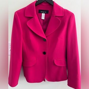 This gorgeous red blazer is perfect for work or fun.